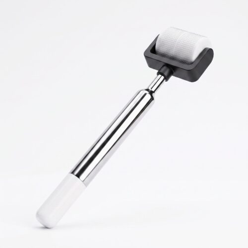 Two-tone Metal Spliced Straight Handle Derma Roller, Luxury Microneedling Tool For Face Serum Absorption