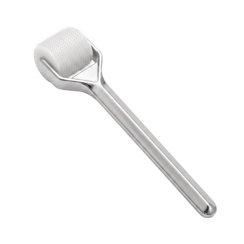 银色长条滚轮美容仪-45度角 Classic Widened Handle Triangular Plastic Derma Roller, Matte Integrated Reusable Microneedling Tool