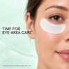 电商图_04_贴敷特写 Application Closeup White Small Eye Patches